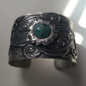 Western metal cuff. Turquoise